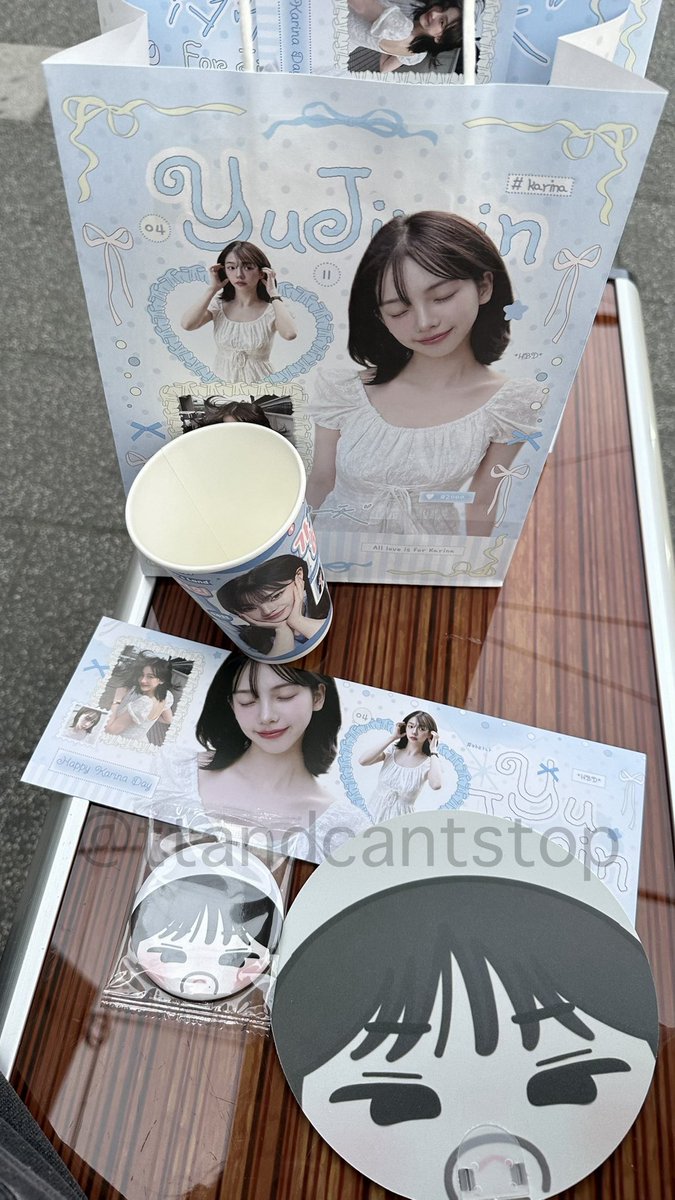 ลูกค้าไปแซงพาพี่น่าแล้วหิ้วอันนี้มาเผื่อเซอไพรส์ให้เรา 😭 ขอบคุณมากเลยนะครับ ดีใจมาก ๆ ขอบคุณมาก ๆ ที่นึกถึงกัน ซึ้งน้ำใจมาก กำลังอยากได้พอดีเลย 555555