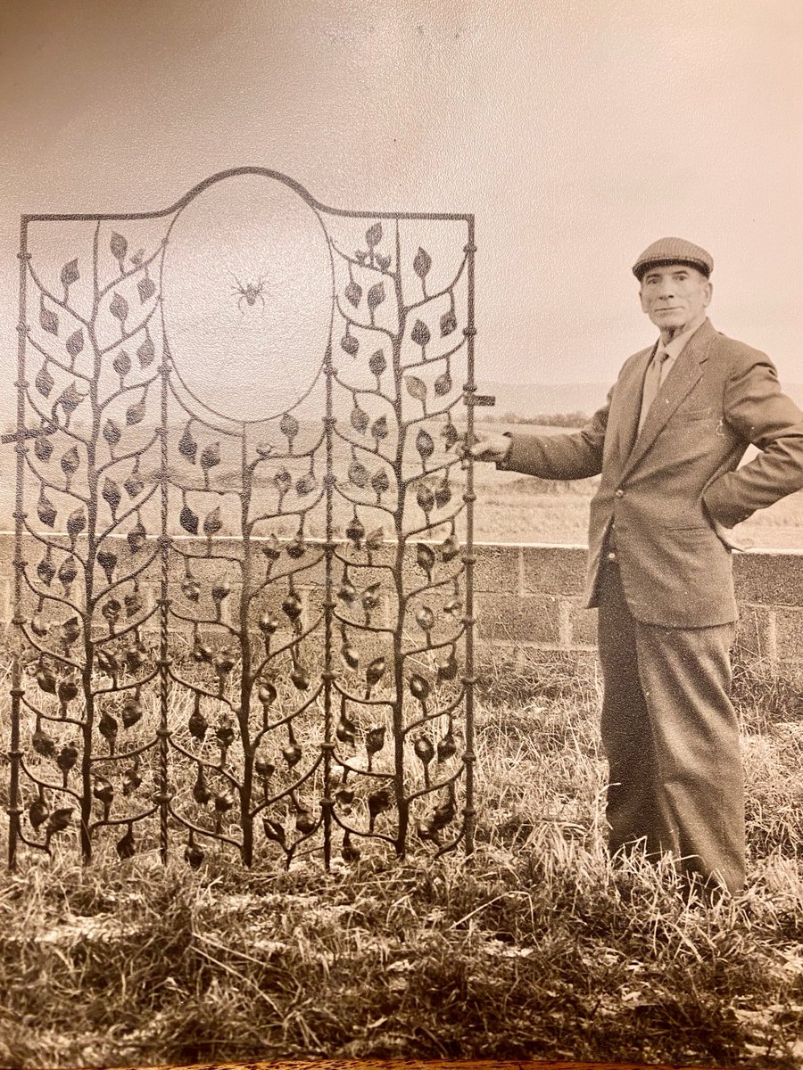 Ursula Buston tweet media