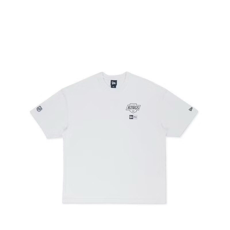 mintchocowinter's tweet photo. WTS New Era Oversized Short Sleeve Tee Street Culture

Price: 485,000

baru, ga pernah dipakai
beli untuk kado tapi kegedean
authentic new era
retail price up to 1jt+ https://t.co/vGuiu9ZZj7