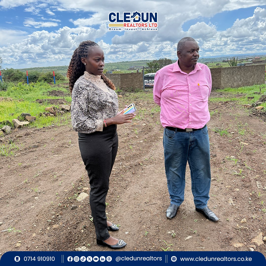 itsbillymwangi's tweet photo. 𝗧𝗵𝗶𝗸𝗮 𝗦𝗶𝘁𝗲 𝗩𝗶𝘀𝗶𝘁 🚐🏘️

Yesterday’s site visit to #PrestigeCourtPhaseII in #Thika gave our clients a true feel of the land—location, accessibility, and potential.

 🚨 Few plots left
🚐 Free daily site visits
📞 0714 910910

#CledunRealtors #DreamInvestAchieve https://t.co/mJTeCeVp45