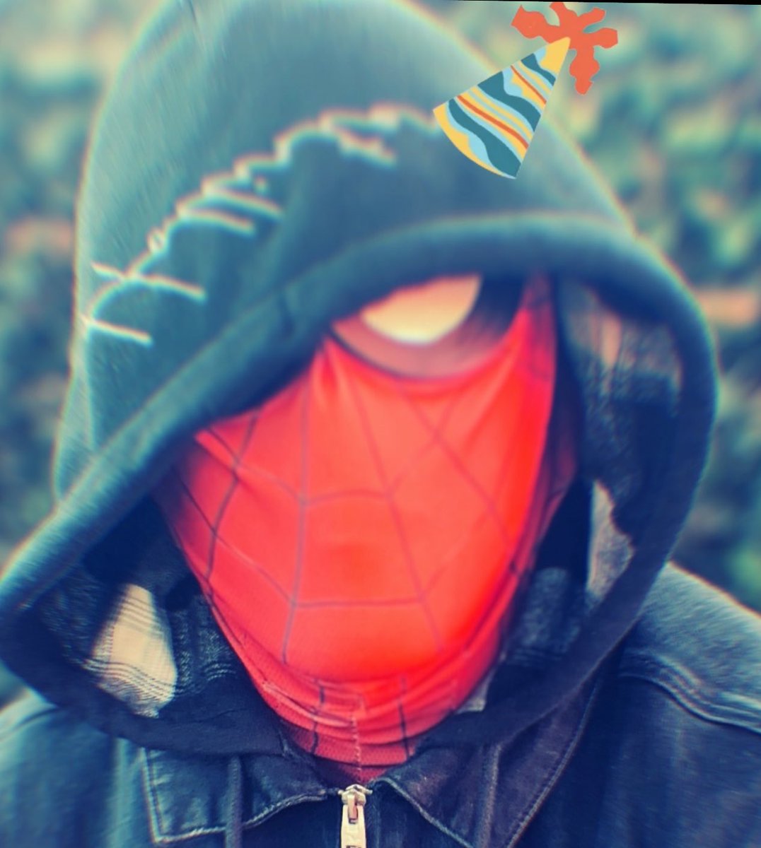 SpiderHood0's tweet photo. It’s my birthday 😎🍾 ! #21thbirthday #birthday #birthdayboy https://t.co/2pwSCQLfQz