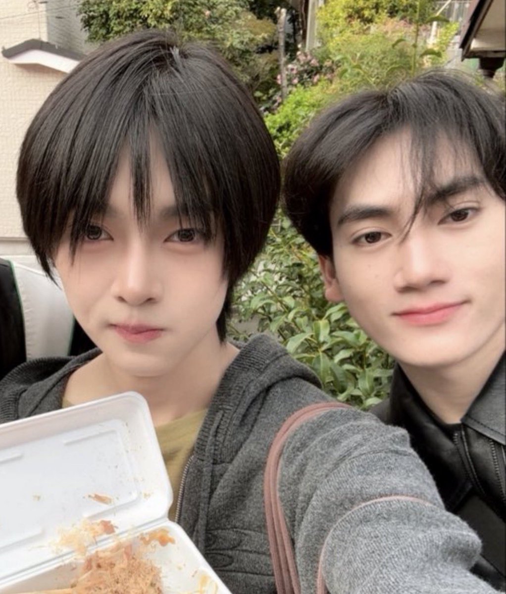 star ⋆⭒˚.⋆ tweet media