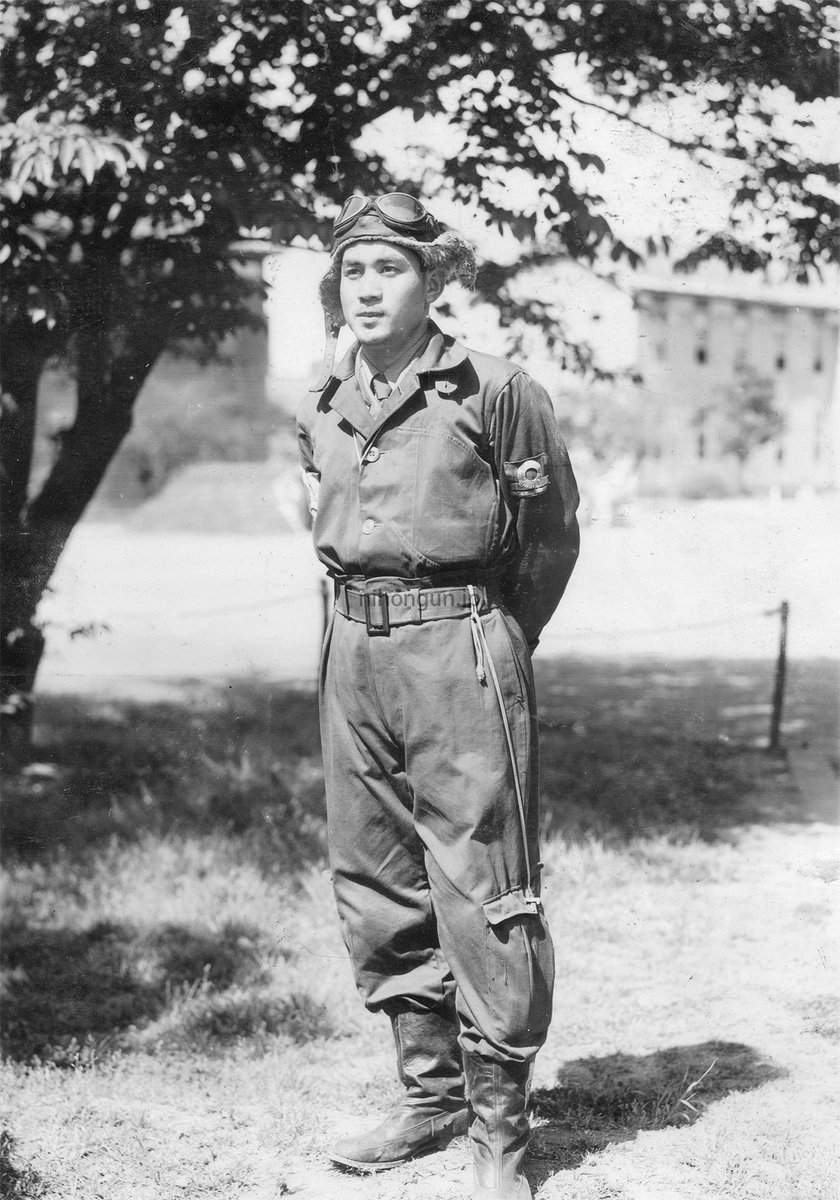 安達オースティン『日本軍フォトアーカイブ』『海軍陸戦隊史保存会』 tweet media