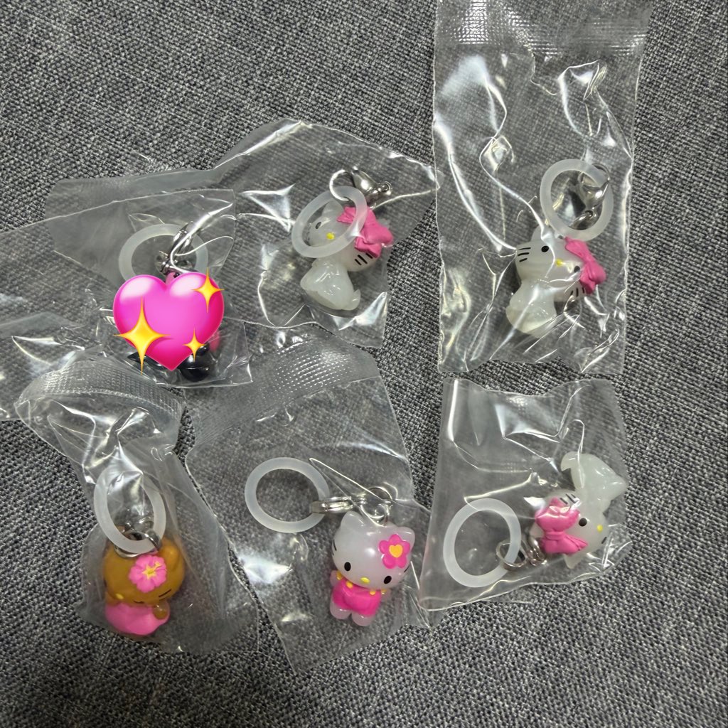 ᕱ⑅ᕱ tweet media