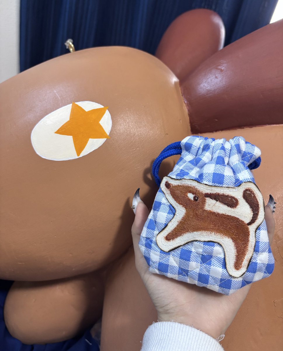 ミニ巾着つくりました！
かわいい〜

巾着の形をもっといい感じにできるようになりたい！！