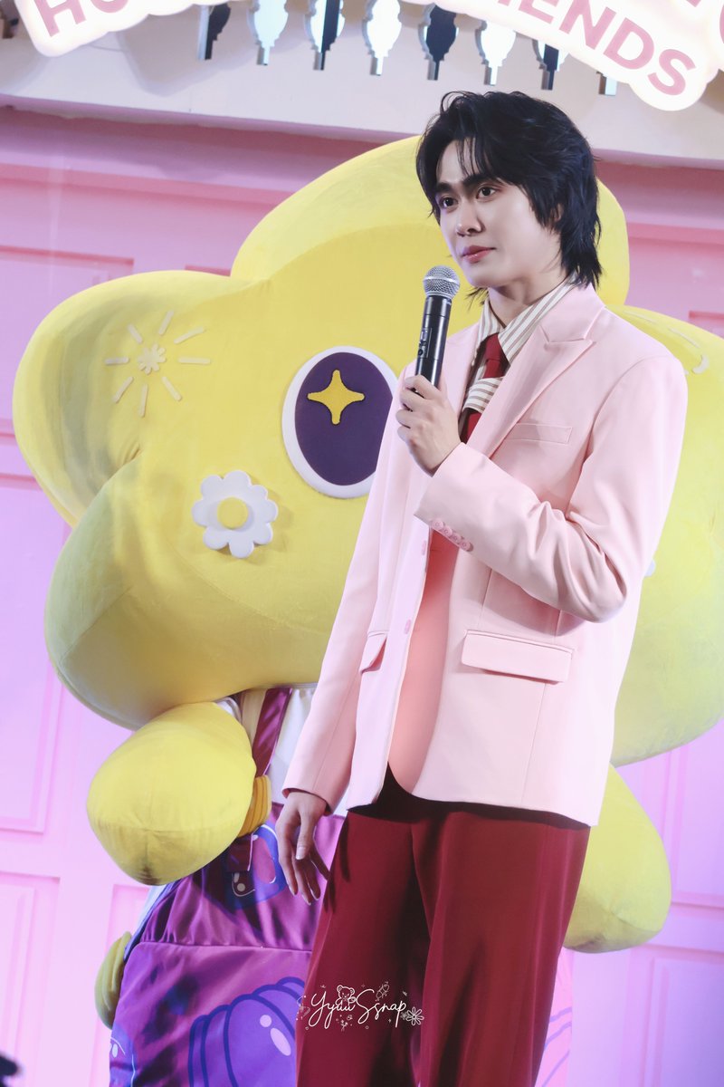 YyuuSsnap 💜✨️ tweet media