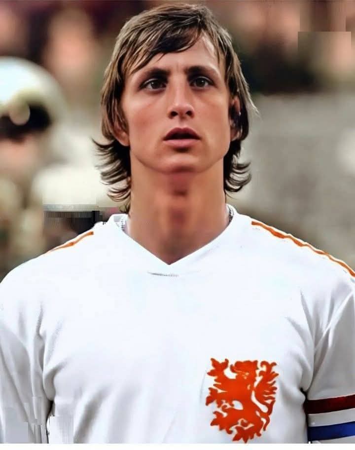 The Dutch couch football chat 🇳🇱🇳🇱 ❌❌❌ tweet media