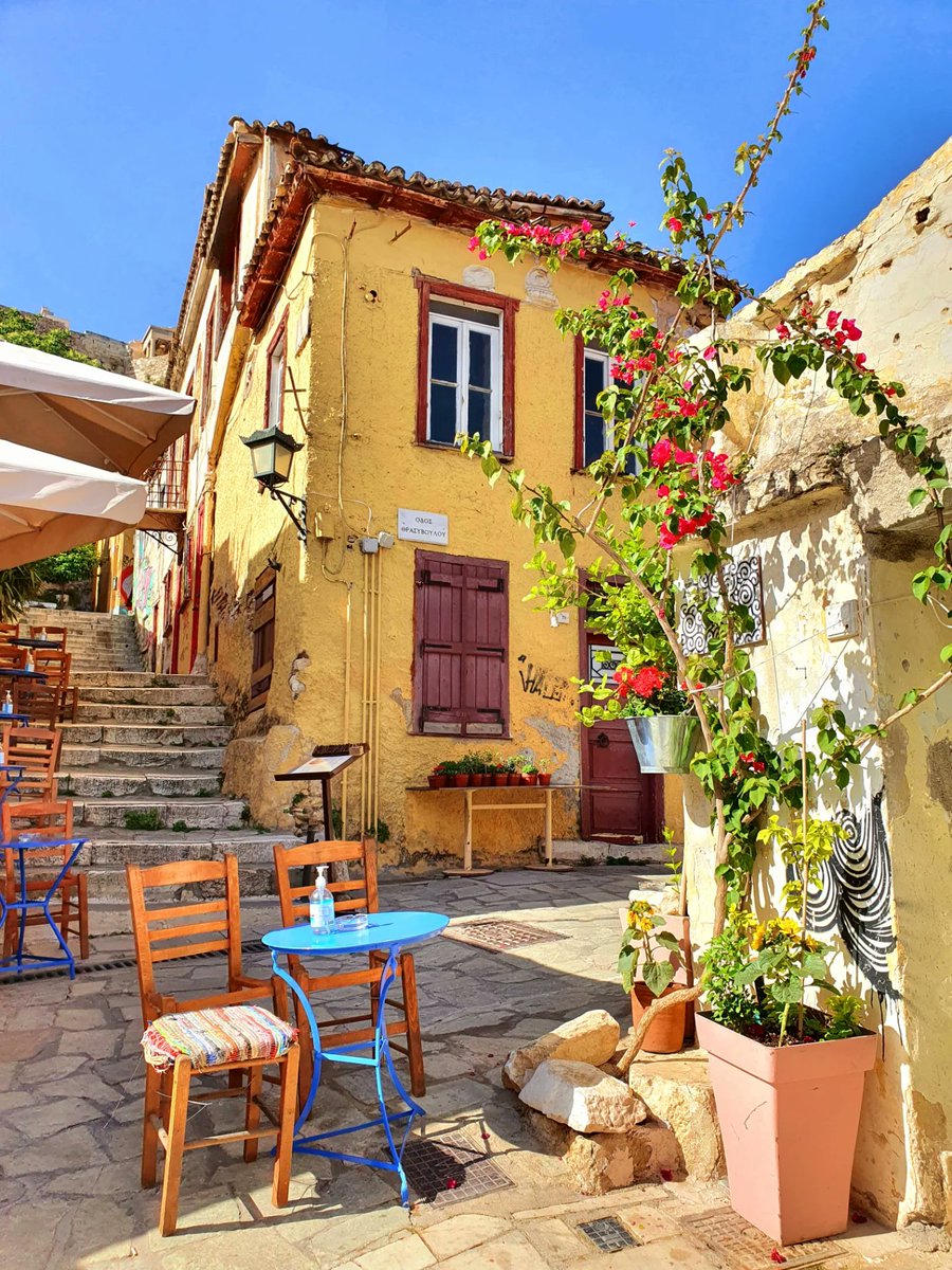 GreekPictures's tweet image. #Athens doesn’t just show you history. It lets you sit with it. 🇬🇷
📷 thanos_s_phtgrph