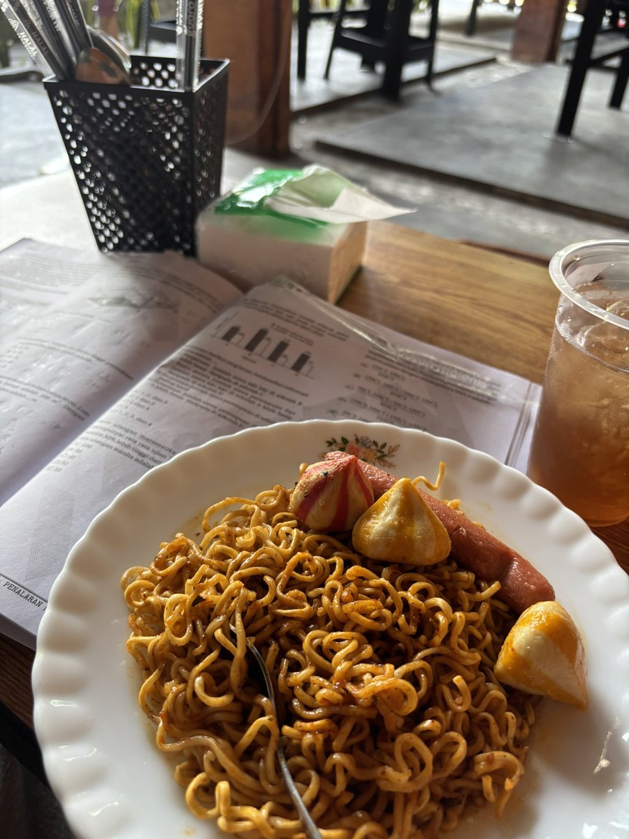 dimsums🍏²⁶ tweet media