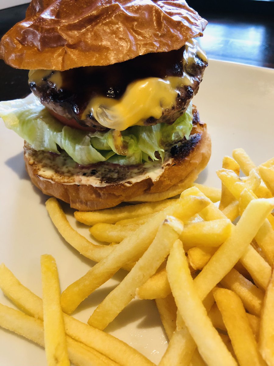 新橋 BAR キャパドニック tweet media