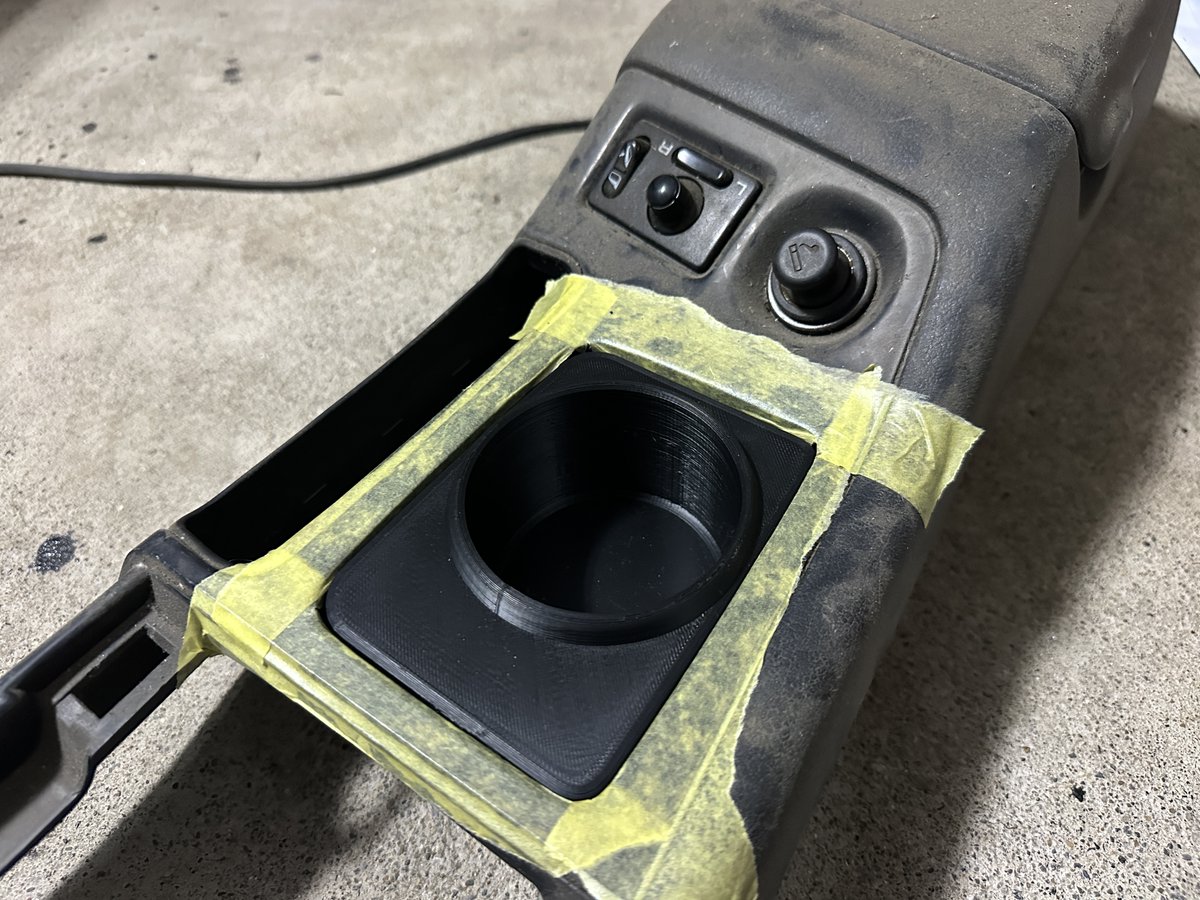 S13の灰皿の所なにか出来ないかな。
ということで、アイデア募集中です。