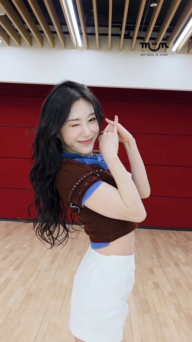 Chaeryeong Sphere ☾⋆.˚ tweet media