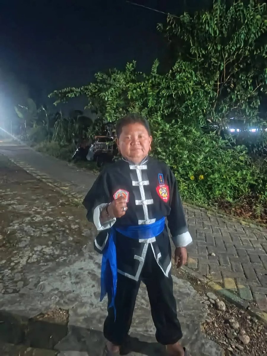 Jepang bikin robot, Jerman bikin mobil, kamu bikin kangen