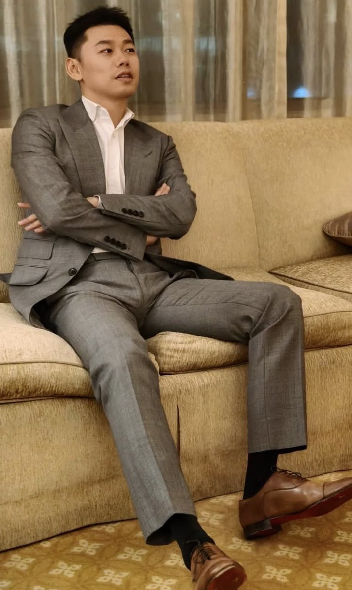 uniform men police suit tweet media