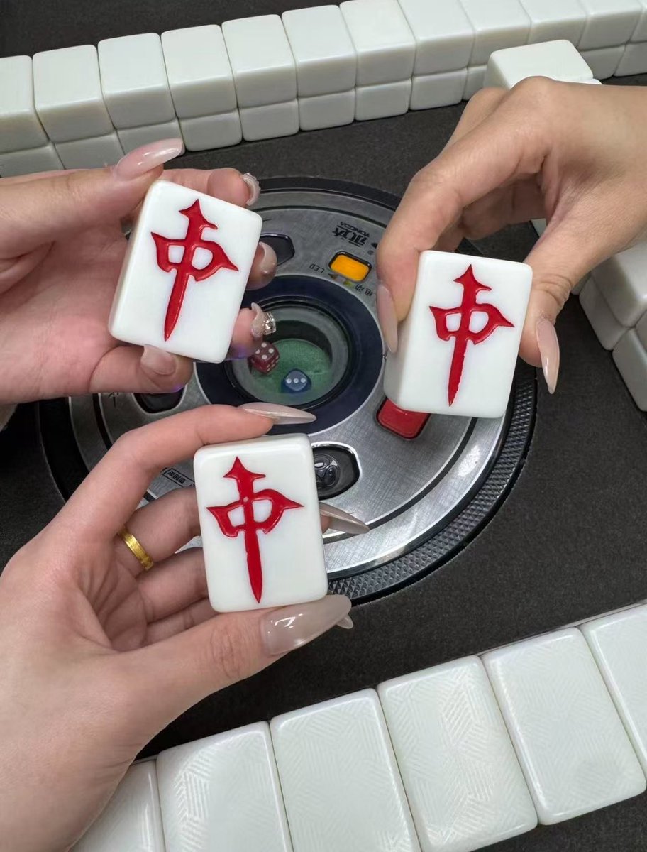 贵阳 阿白 tweet media