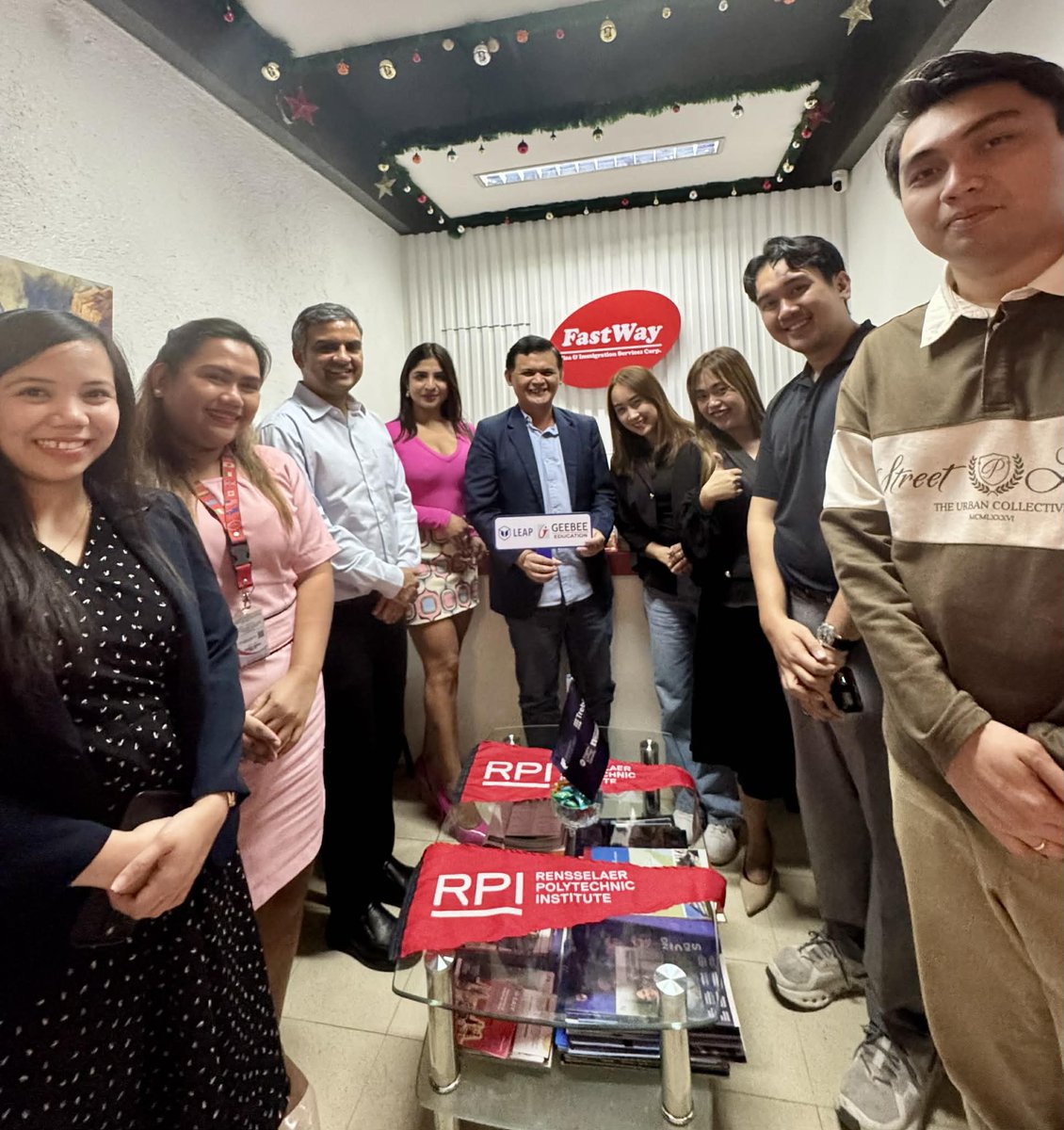 FastWayVisaPH's tweet photo. Highest Visa Success Achiever – Region Area 2025 

We are deeply honored to receive this recognition in partnership with GEEBEE EDUCATION. This award reflects our commitment to helping students and clients achieve their dreams abroad. 

Thank you for trusting FastWay Visa and Immigration Services.