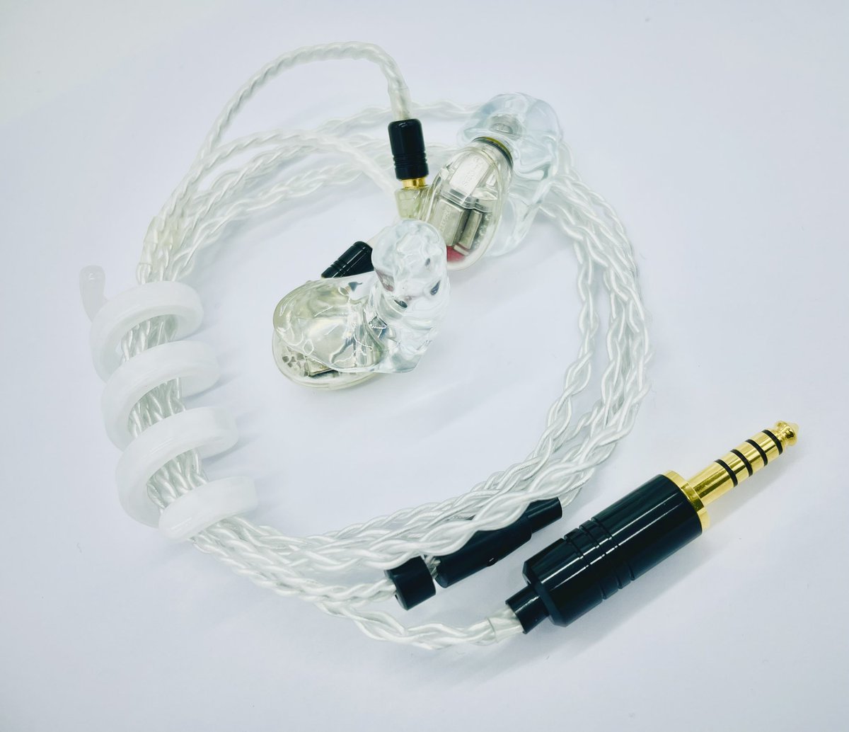 e☆イヤホン・ラボ tweet media