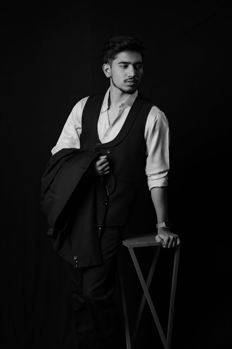 vinithere1234 tweet media