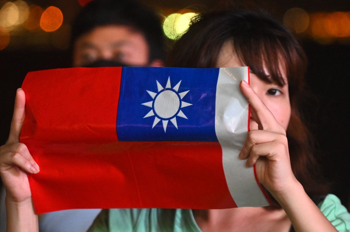 Le Parisien tweet media