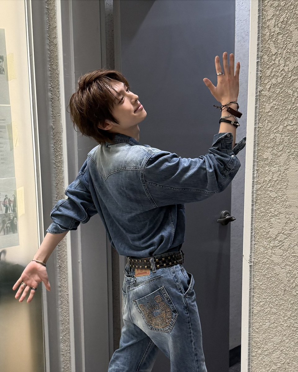 plzdontgyo tweet media