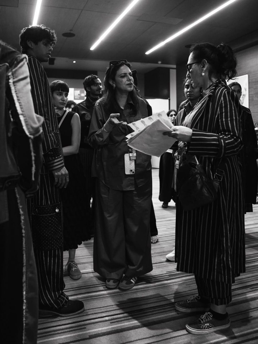 R | Elan tweet media