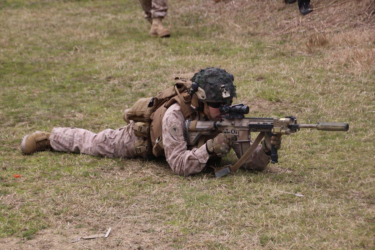 トサネコ tweet media