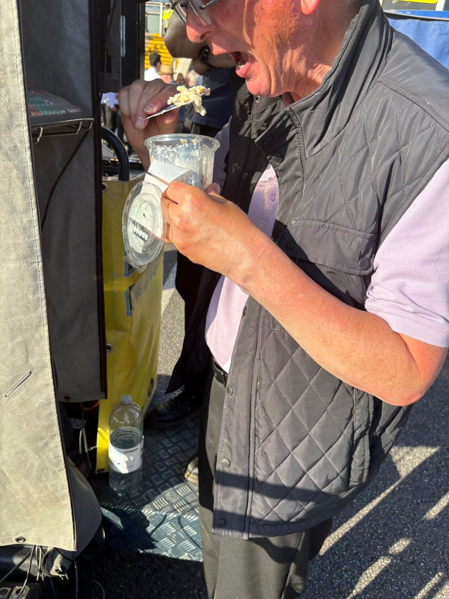 SD Racing Services tweet media