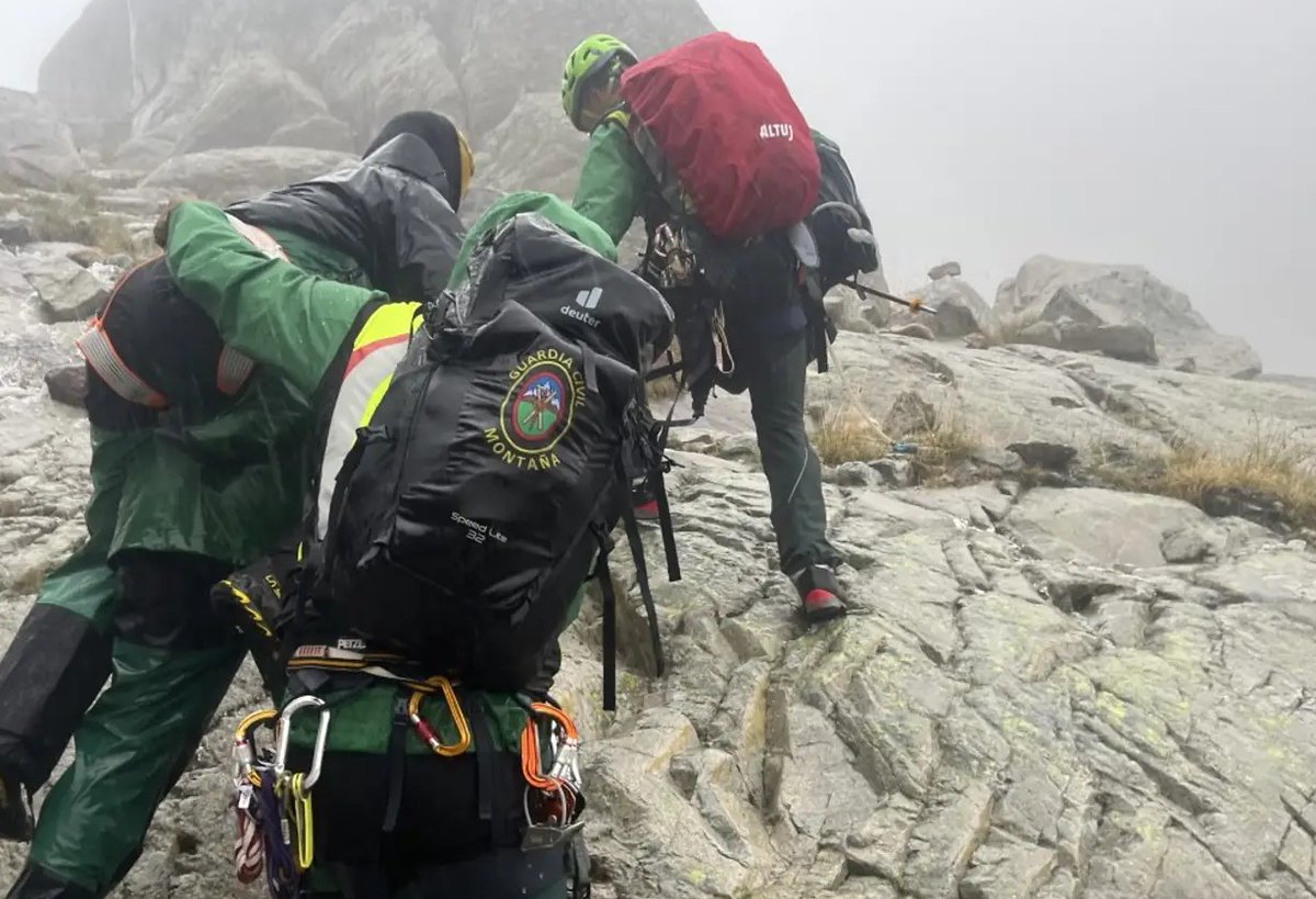 Guardia Civil tweet media