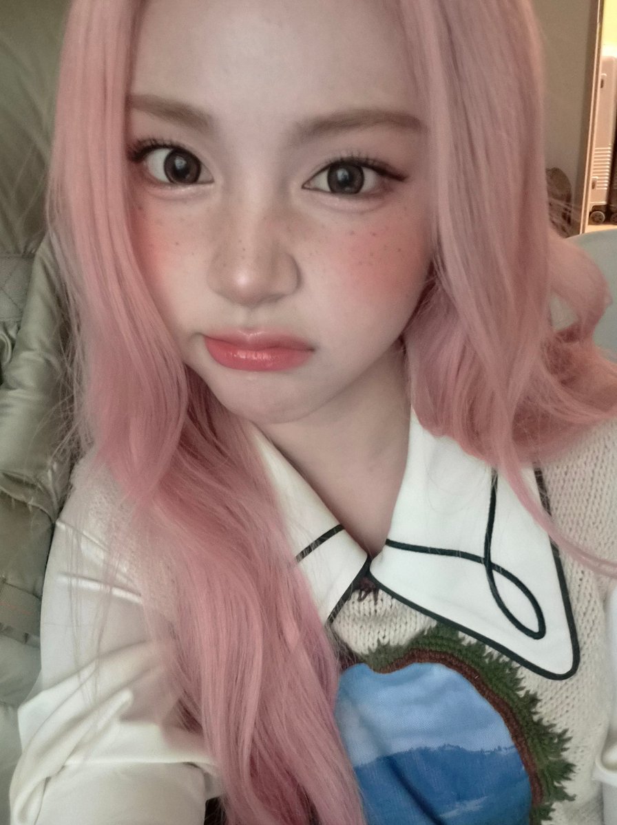 april²⁷🍰🍏🍵|| amerta, gerigi, rabraw, gamada🤲🏻 tweet media