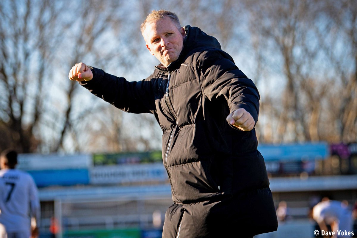 Farnborough FC tweet media