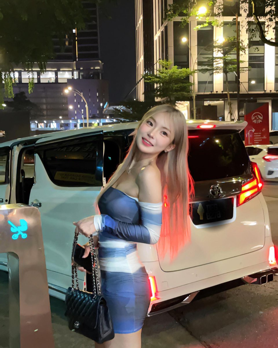 Anna Belle tweet media