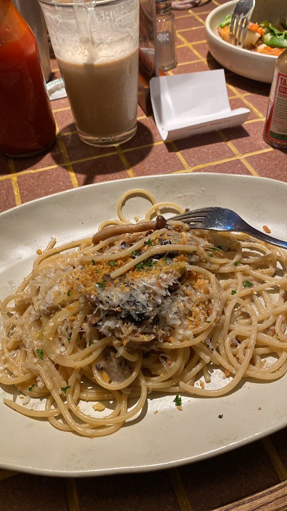 Nuel🪐 tweet media