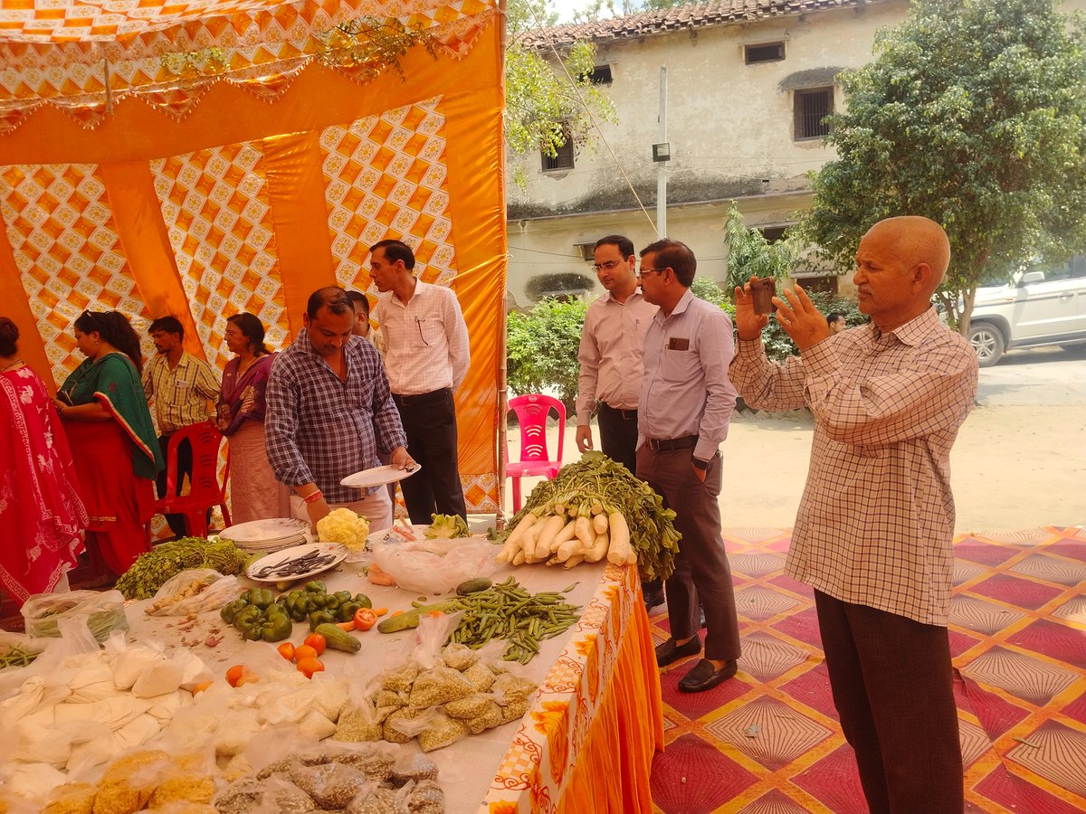 दिनांक 24 मार्च, 2026 को जनपद स्तरीय पाक -कला प्रतियोगिता का आयोजन जिला शिक्षा एवं प्रशिक्षण संस्थान मुजफ्फरनगर के कस्तूरबा गांधी बालिका विद्यालय नगर क्षेत्र में किया गया।