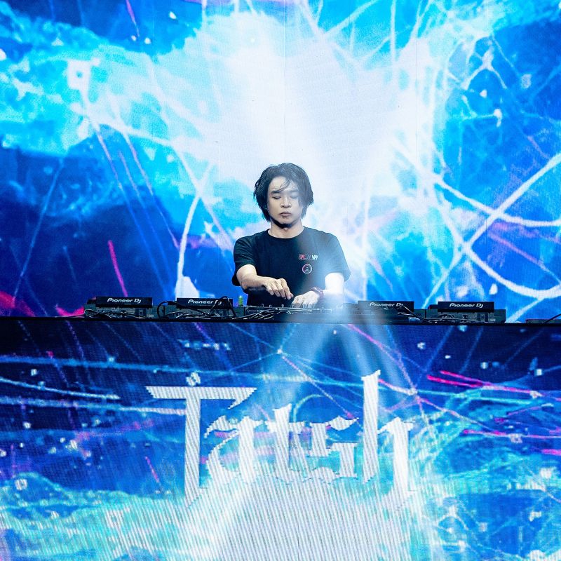 No Limit 公式 tweet media