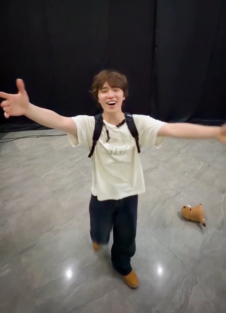 ㅎ 🔥🎮🔫 tweet media