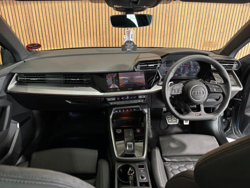 DENIAMOTORS's tweet image. 2025 Audi RS3
Sportback Quattro
￼R1 349 995
3000 km 
Demo