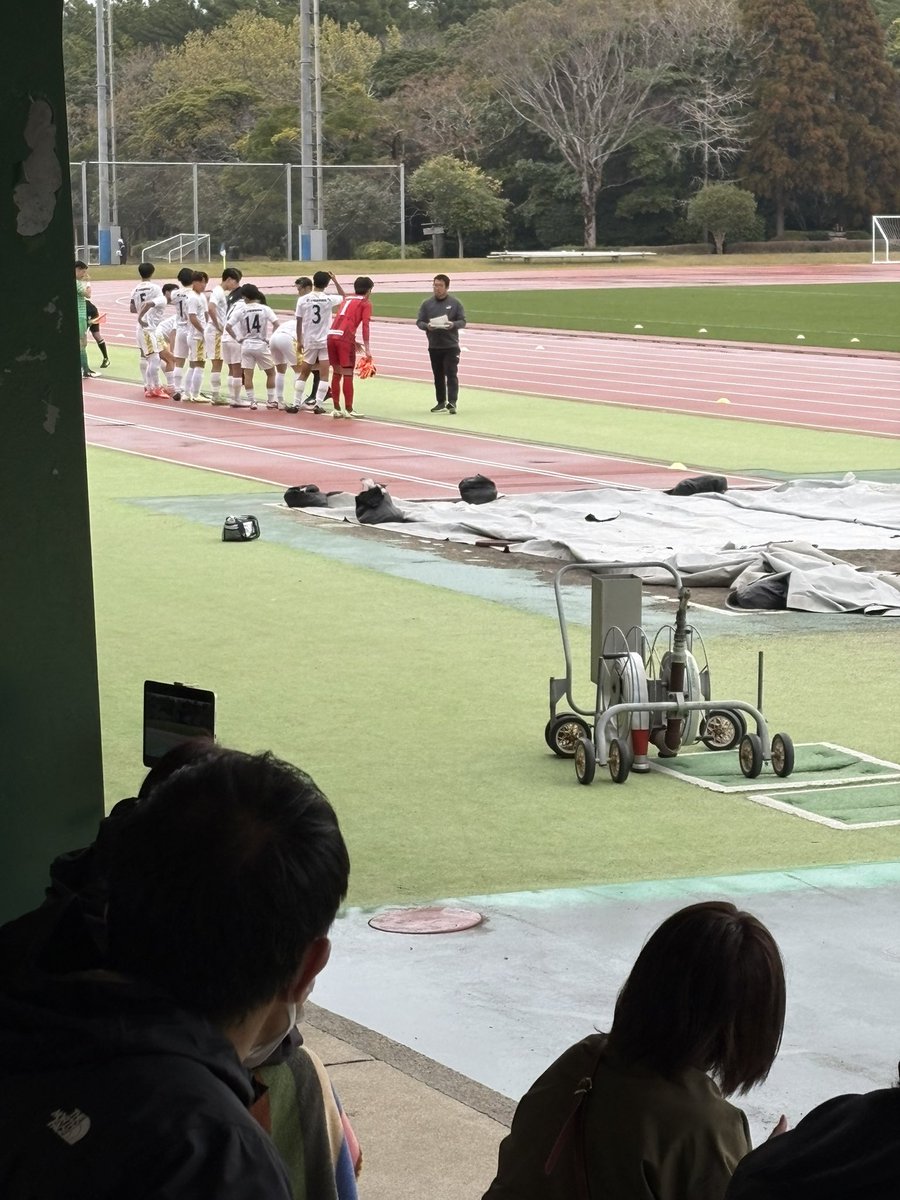 Jfst5m's tweet photo. 地元の大学サッカーを観戦した‼️
今年は試合出てるようだし、我が子のプレイを見たいな‼️関西行くか‼️
＃大学サッカー https://t.co/99FuTcV9JW