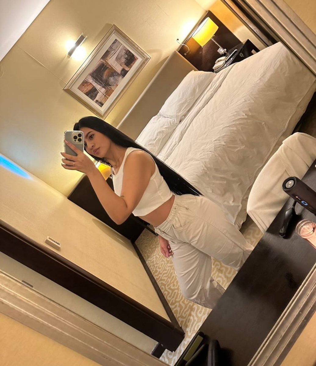 Zelda Meera tweet media