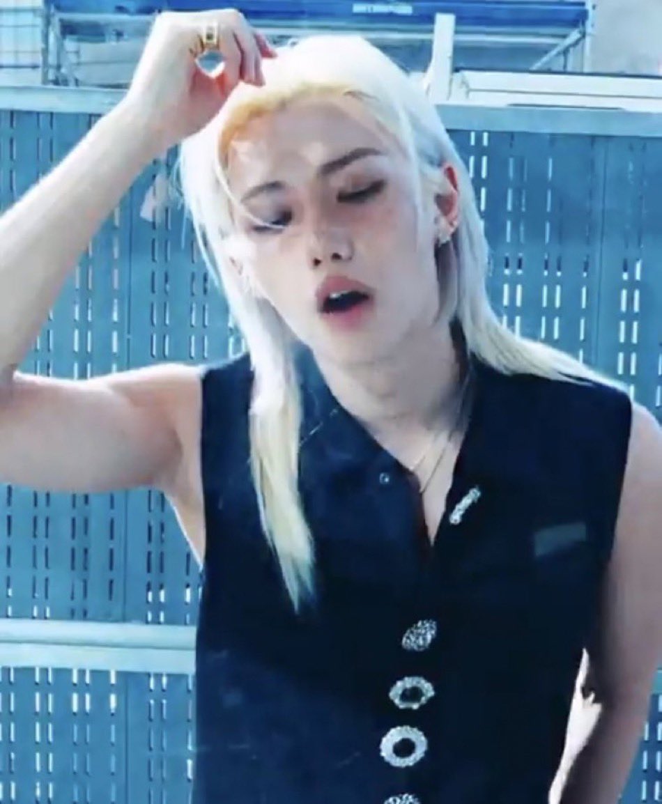 햇살쓰 tweet media