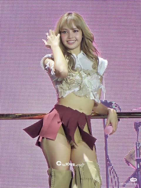 Blueeerls୨ৎ˖ ݁𖥔 ݁˖ 𐙚 ˖ ݁𖥔 ݁˖ tweet media