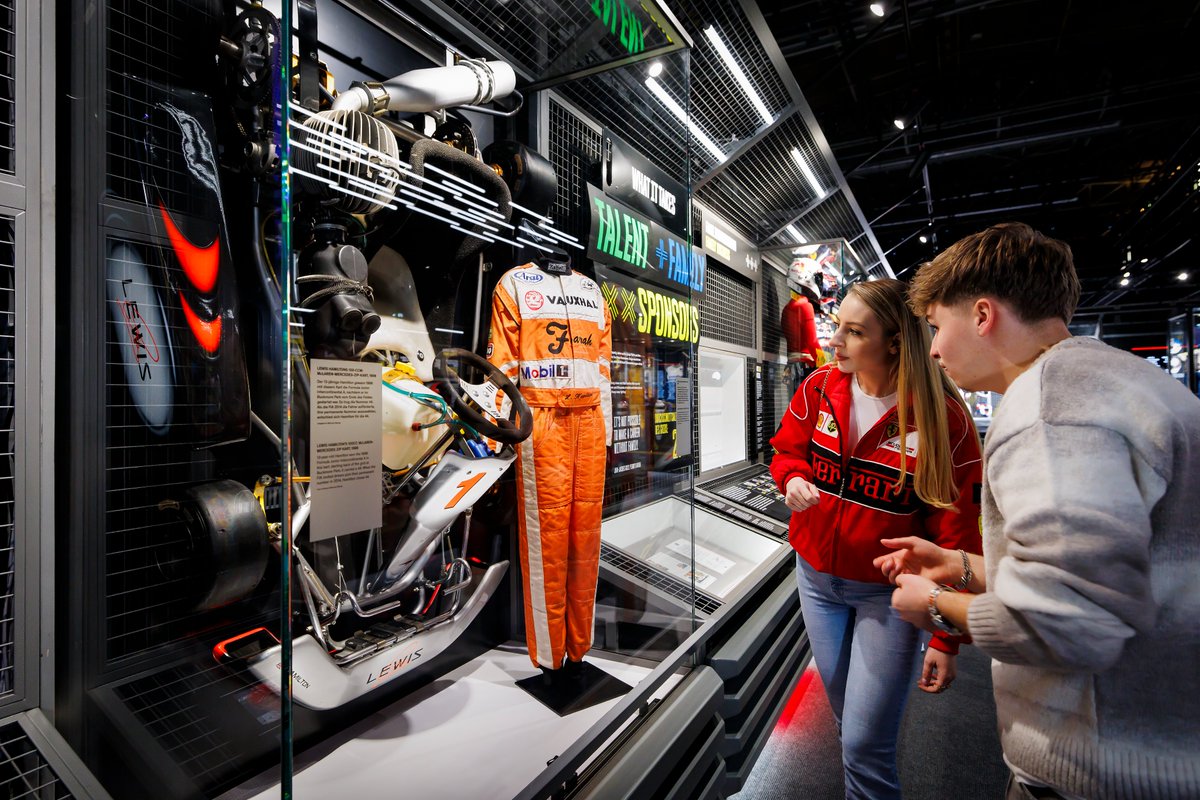 F1 Media tweet media