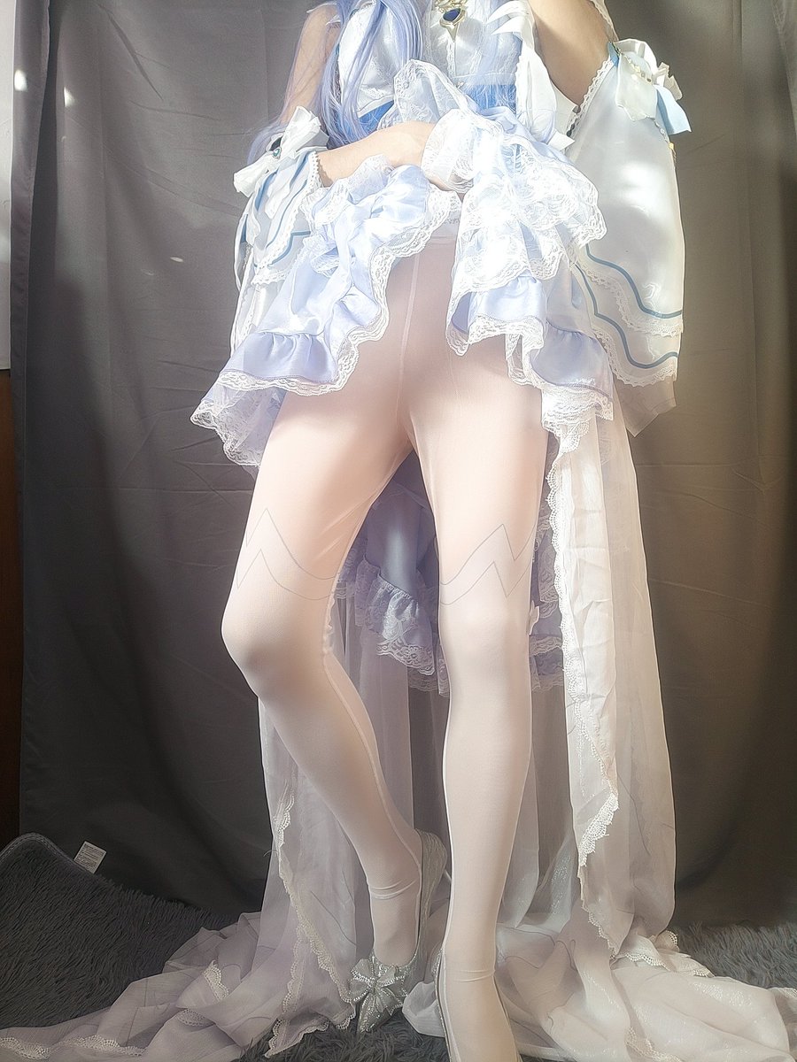 lbo125638's tweet photo. 刚刚地球ol给我发布了新任务，让我观看一次人类招募视频，说是能涨经验条。谁做完任务了把视频发给我，最好是角色带皮肤的。
＃cos https://t.co/pbFpaqn5dq