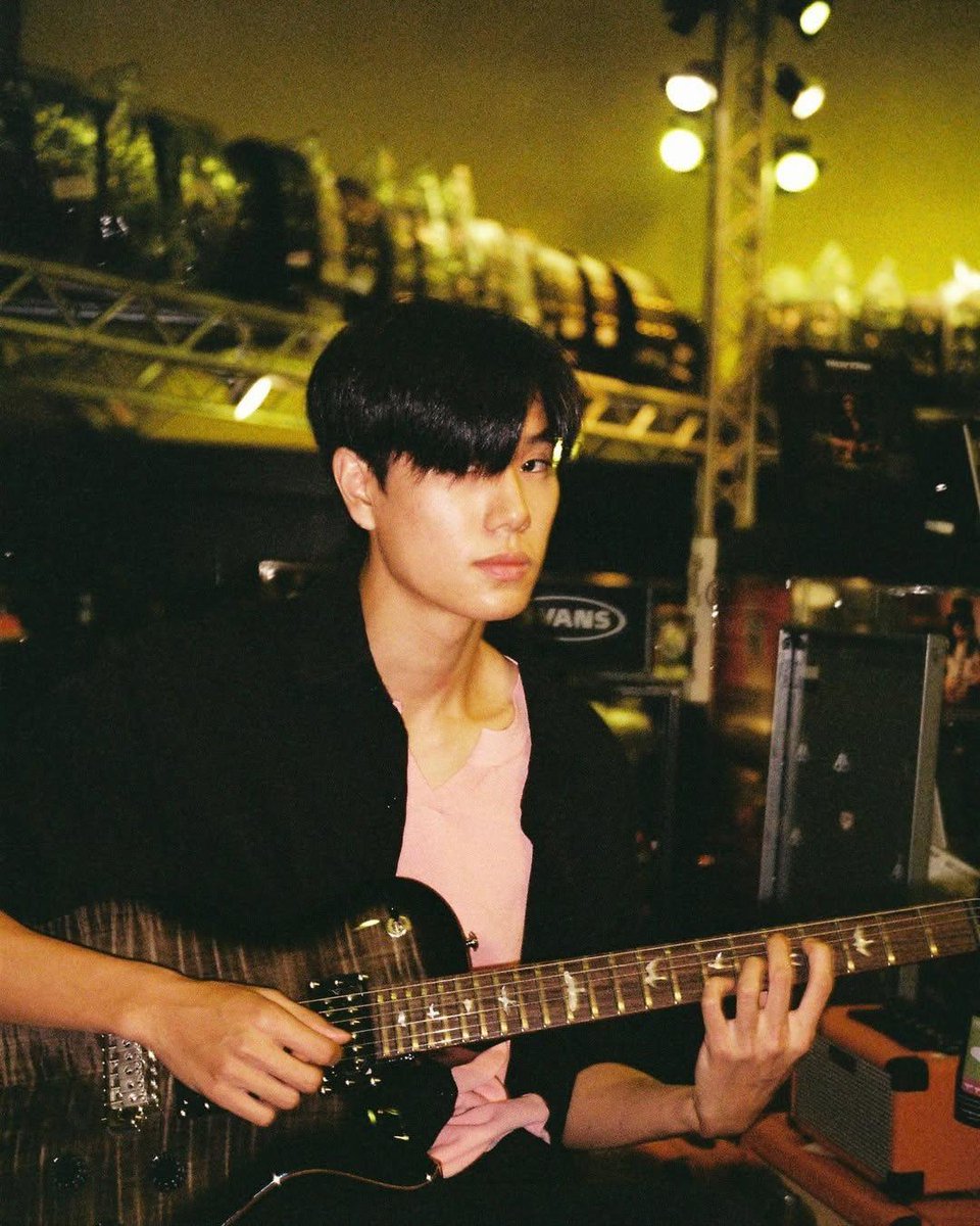 ⓁⓁⒾⓃⓃ tweet media