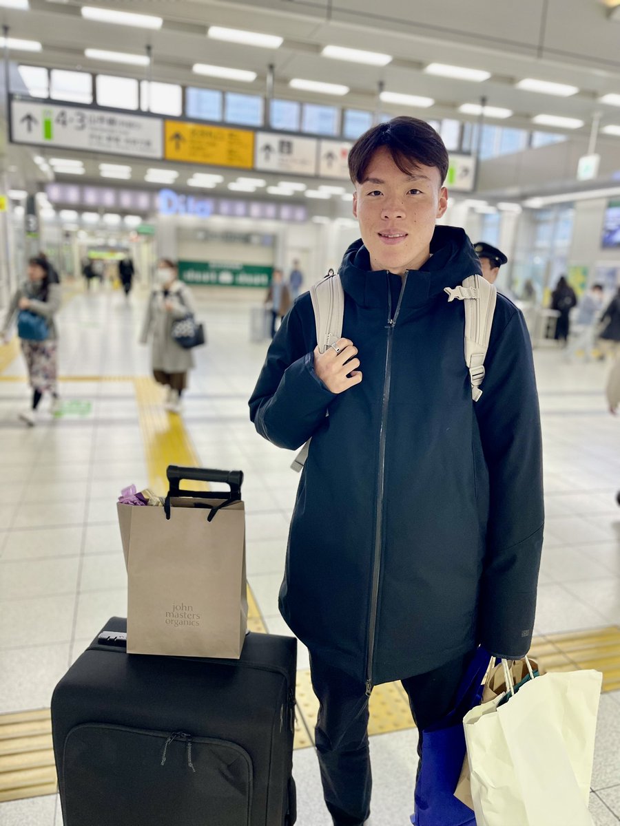 佐藤圭汰、駒澤大学卒業おめでとうございます。Congratulations to 4x NR and 2x Hakone Ekiden CR holder Keita Sato on his graduation from Komazawa University. Onward and upward, wherever that road leads.