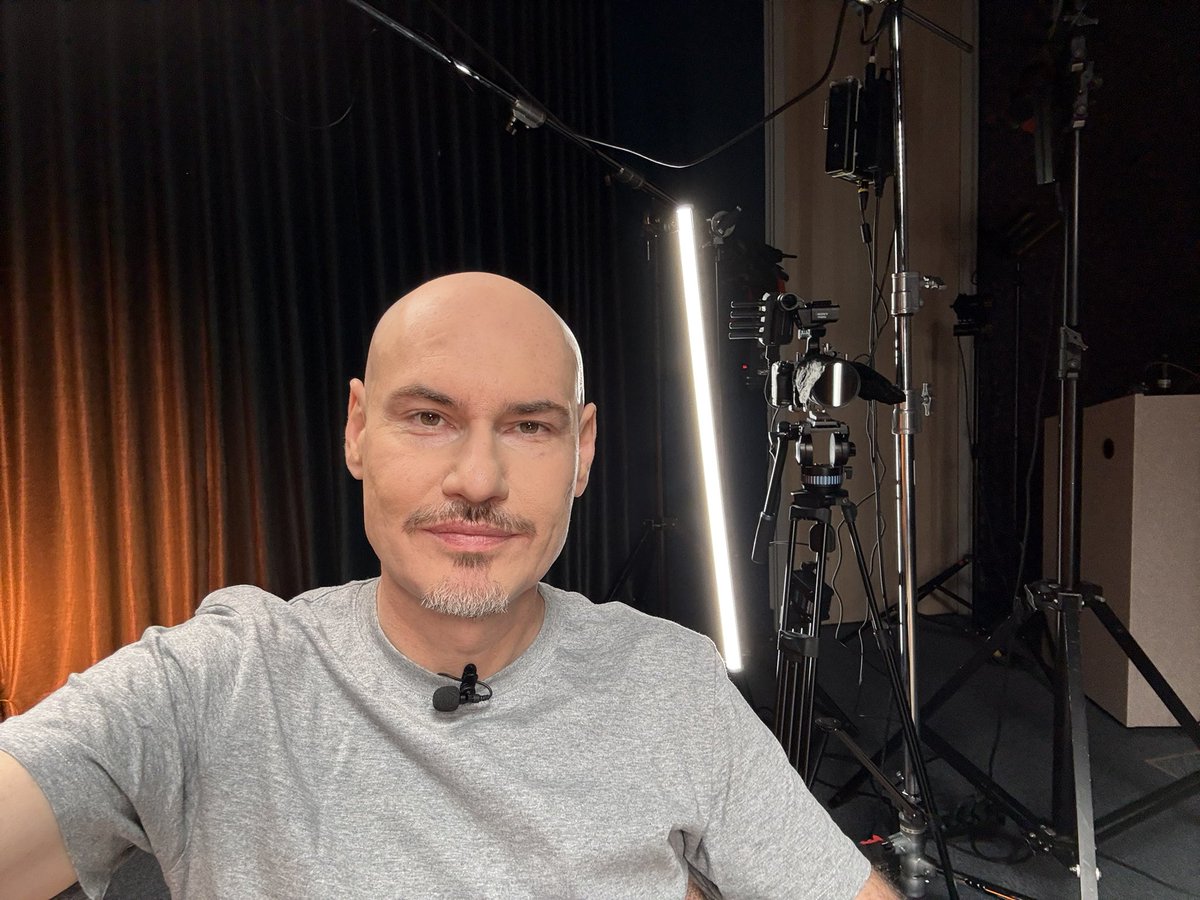 Виталий Брагилевский tweet media