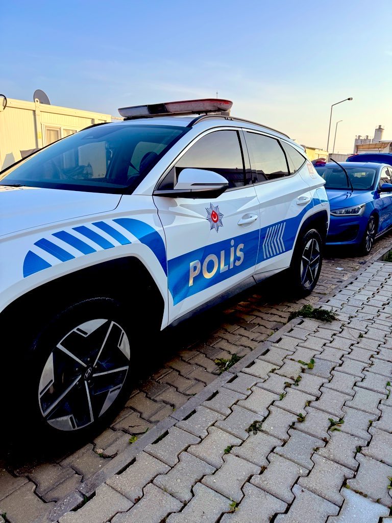 _BurakM___'s tweet photo. İki arabası yıkanmış erkek rahatlığı 😊 https://t.co/VFrQKjMgqw