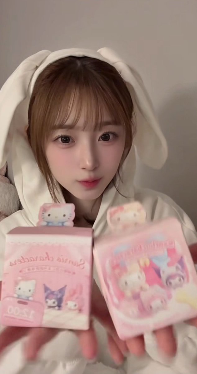 꼭 키티 나왔음 좋겠다고 생각했는데
키티가 나와서 너무 다행이야 😙🩷