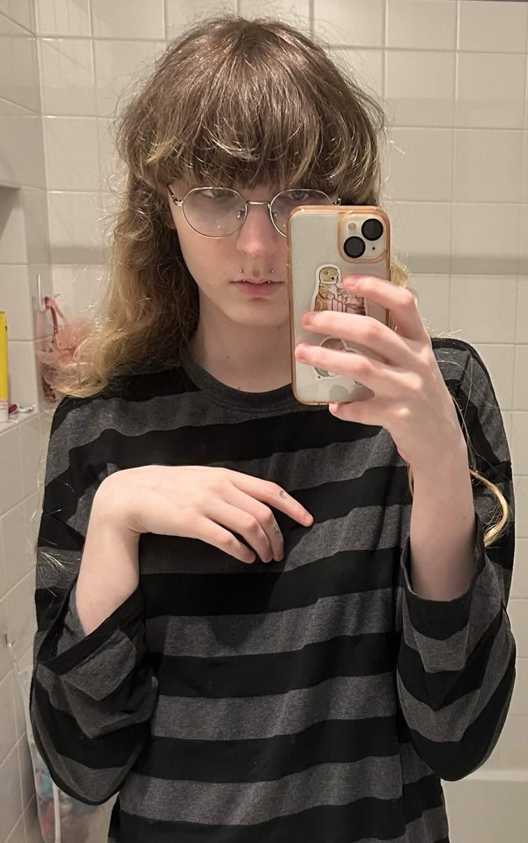 nia 🐾 tweet media