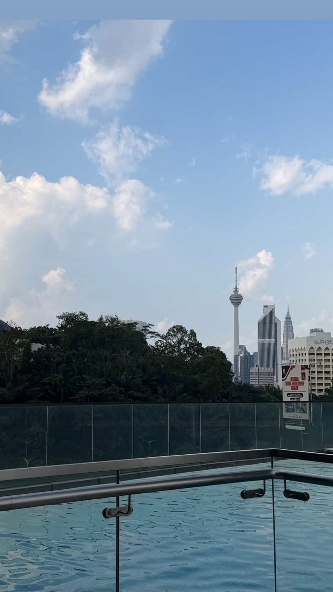 떵⋆⭒˚｡⋆ tweet media