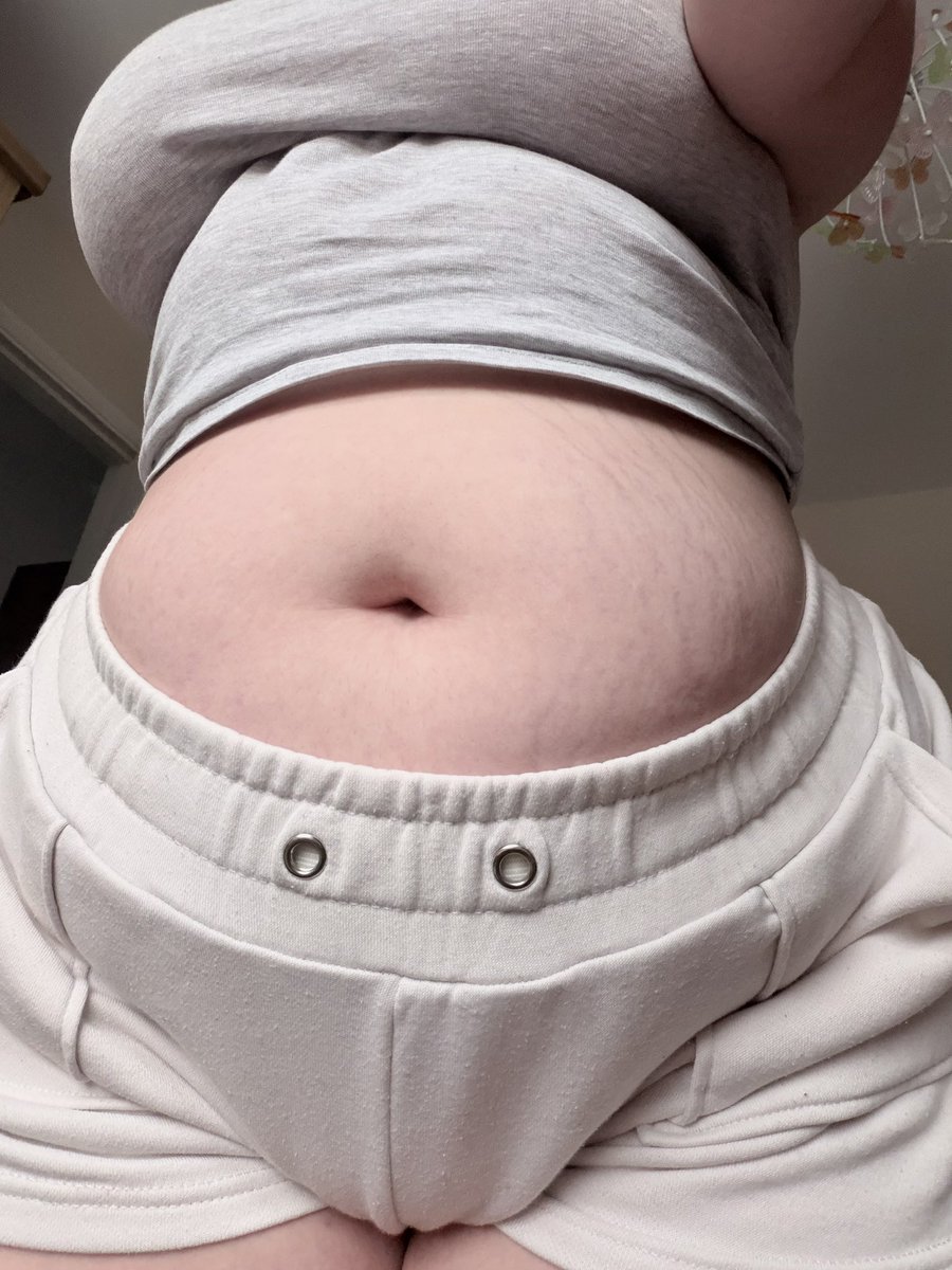 princess eggi tweet media